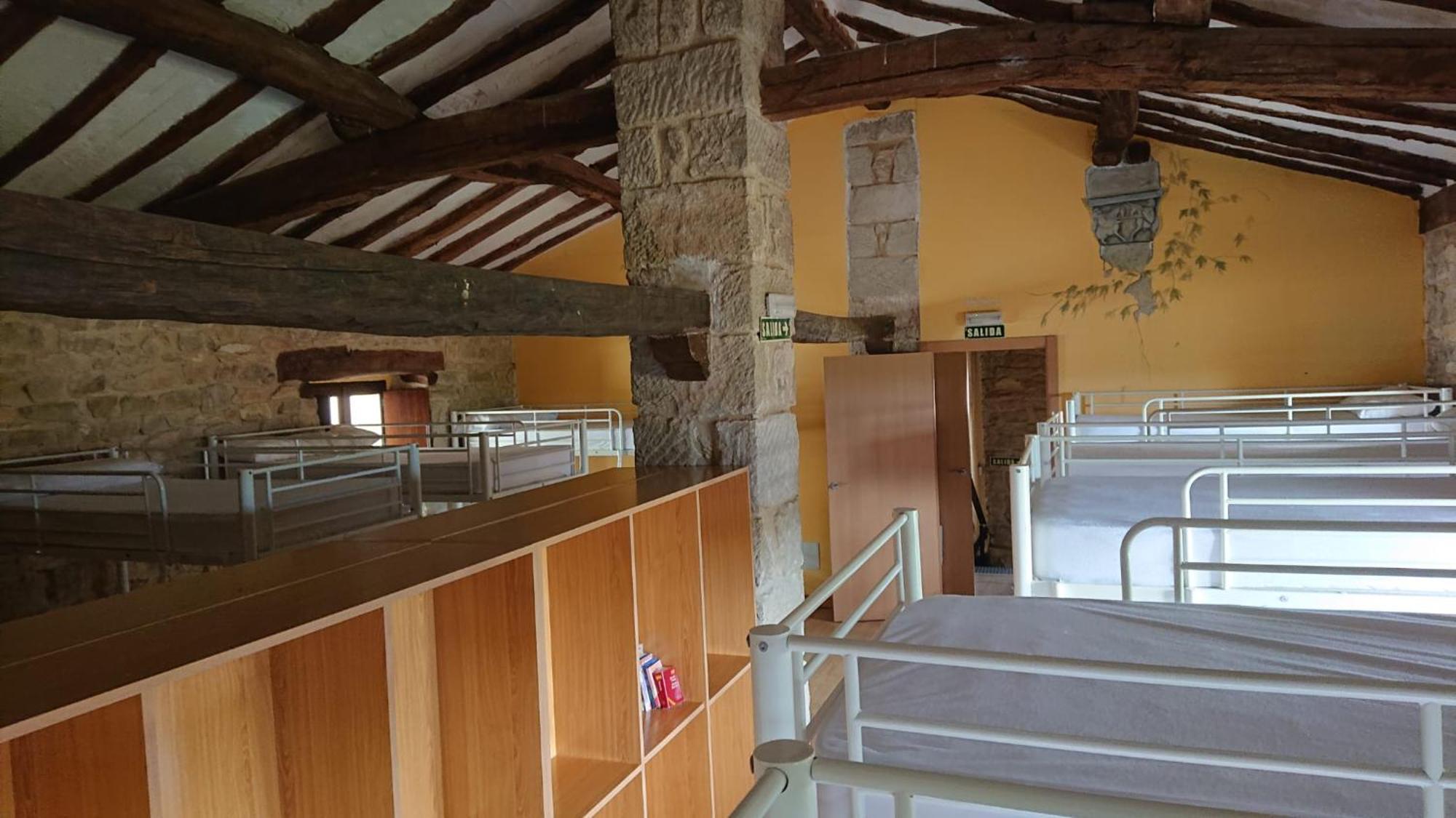 Albergue Sansol - El Oasis Del Camino Frances - Exclusivo Para Peregrinos Esterno foto