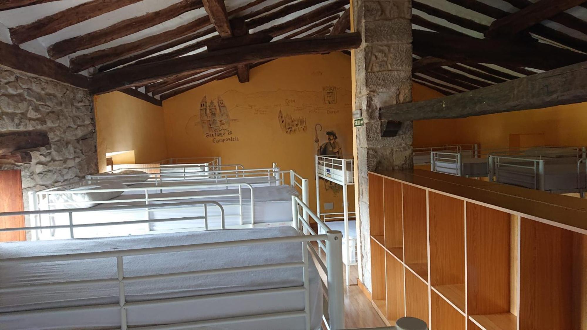 Albergue Sansol - El Oasis Del Camino Frances - Exclusivo Para Peregrinos Esterno foto